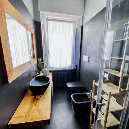 Maison d'hôtes Tra Piazza Erbe E Piazza Bra Raffinata Maison *