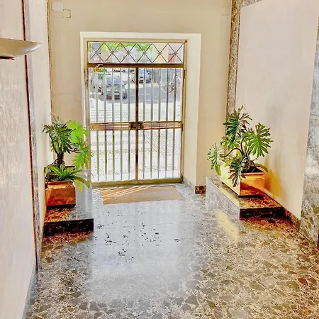 Tra Piazza Erbe E Piazza Bra Raffinata Maison