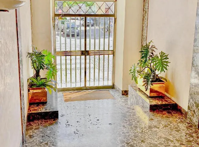 Tra Piazza Erbe E Piazza Bra Raffinata Maison