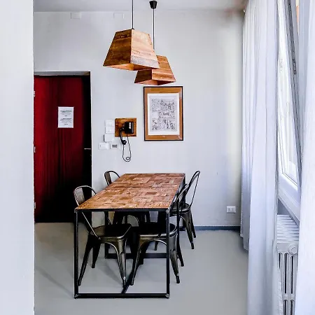 Gasthuis Tra Piazza Erbe E Piazza Bra Raffinata Maison *