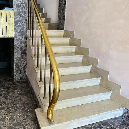 Tra Piazza Erbe E Piazza Bra Raffinata Maison *