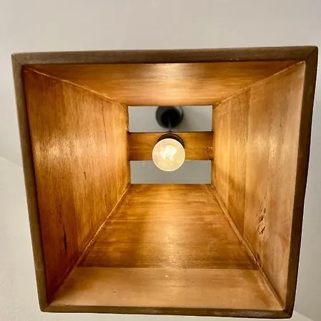 Tra Piazza Erbe E Piazza Bra Raffinata Maison ゲストハウス