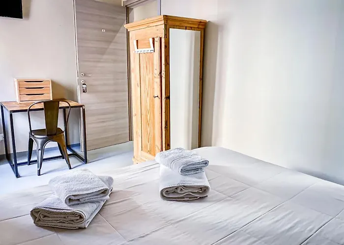 Tra Piazza Erbe E Piazza Bra Raffinata Maison *