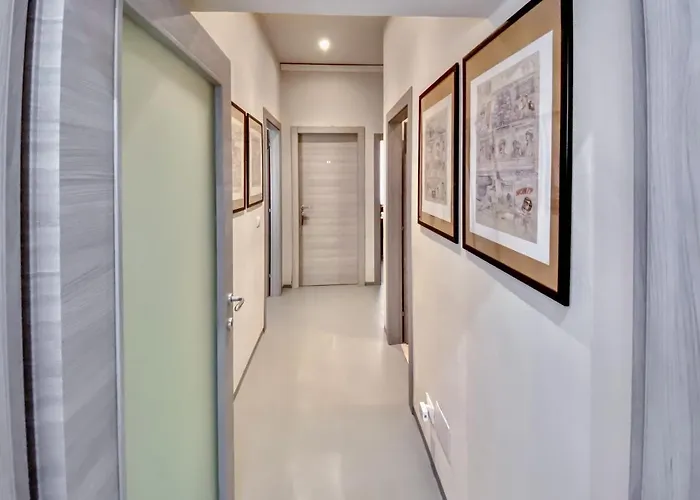 Tra Piazza Erbe E Piazza Bra Raffinata Maison *