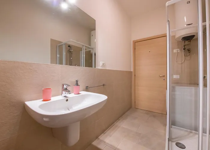 Tra Piazza Erbe E Piazza Bra Raffinata Maison *