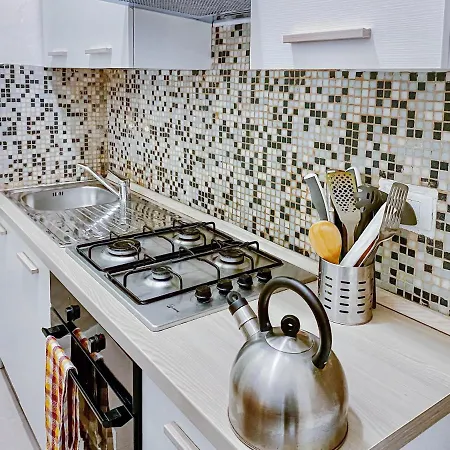 Konukevi Tra Piazza Erbe E Piazza Bra Raffinata Maison Verona